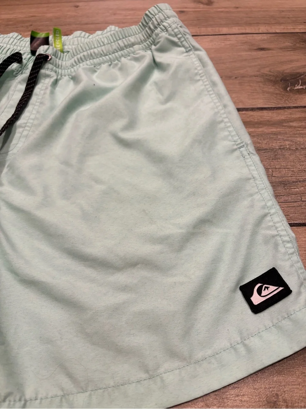 Quiksilver inch some